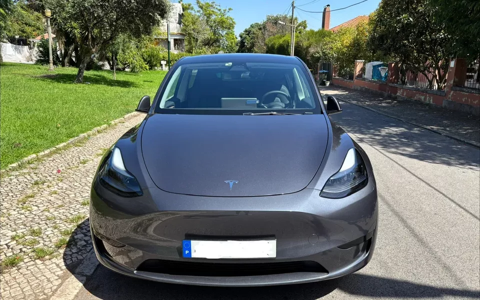Tesla Model Y Tração Traseira