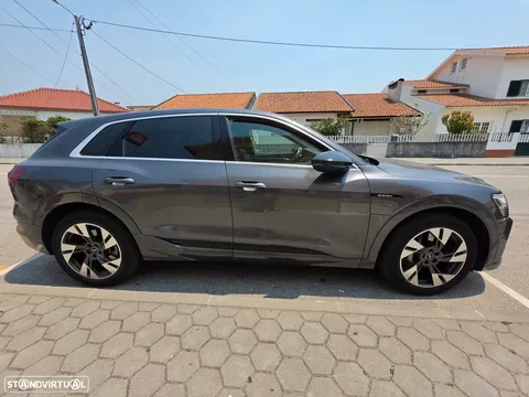 Audi e-tron 55 quattro S line