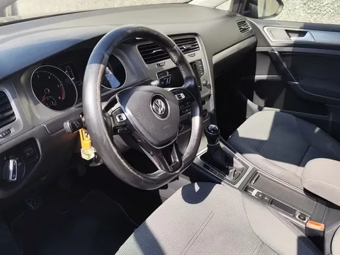 VW Golf Variant 1.6 TDi Confortline