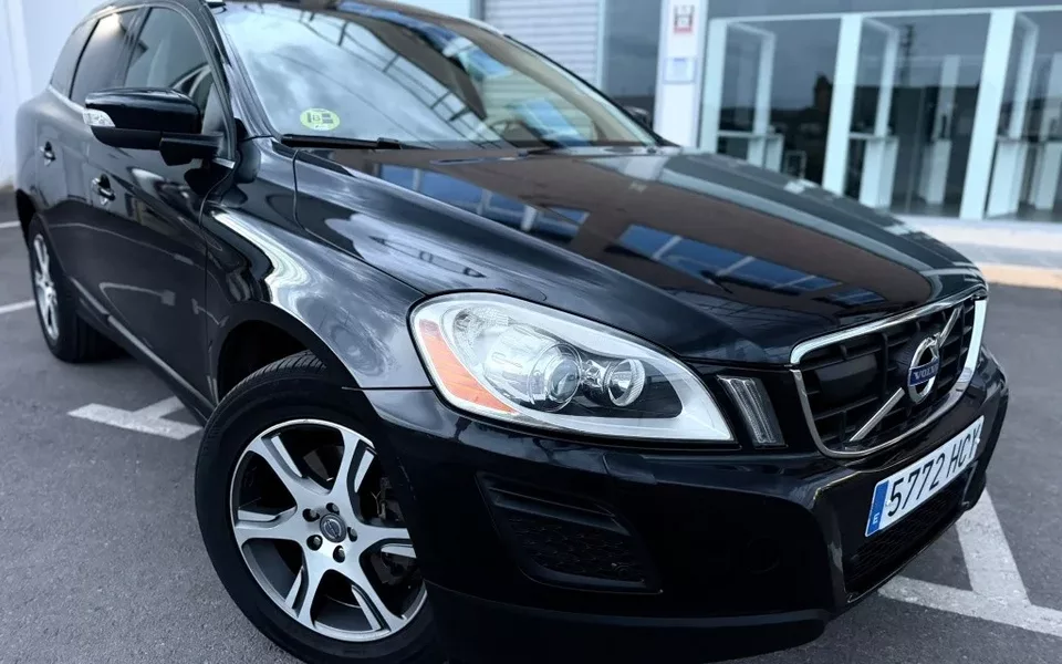 VOLVO XC60 XC60 D3 Kinetic AWD Aut.