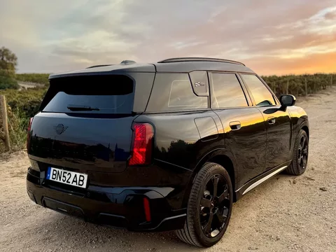 MINI Countryman E JCW