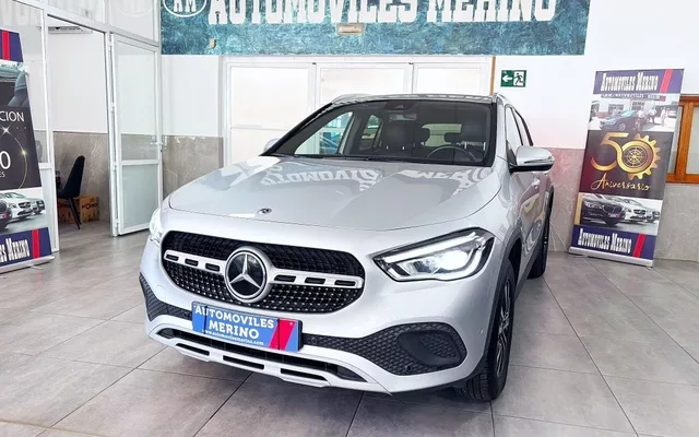 MERCEDES-BENZ Clase GLA GLA 200d 8G-DCT