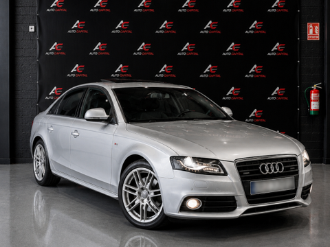 AUDI A4 A4 3.2 FSI quattro