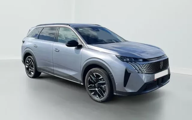 Peugeot 5008 HYBRID 145 CH E-DCS6 ALLURE Occasion