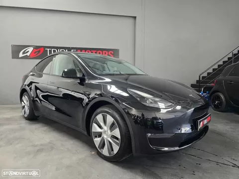 Tesla Model Y Long Range Dual Motor AWD