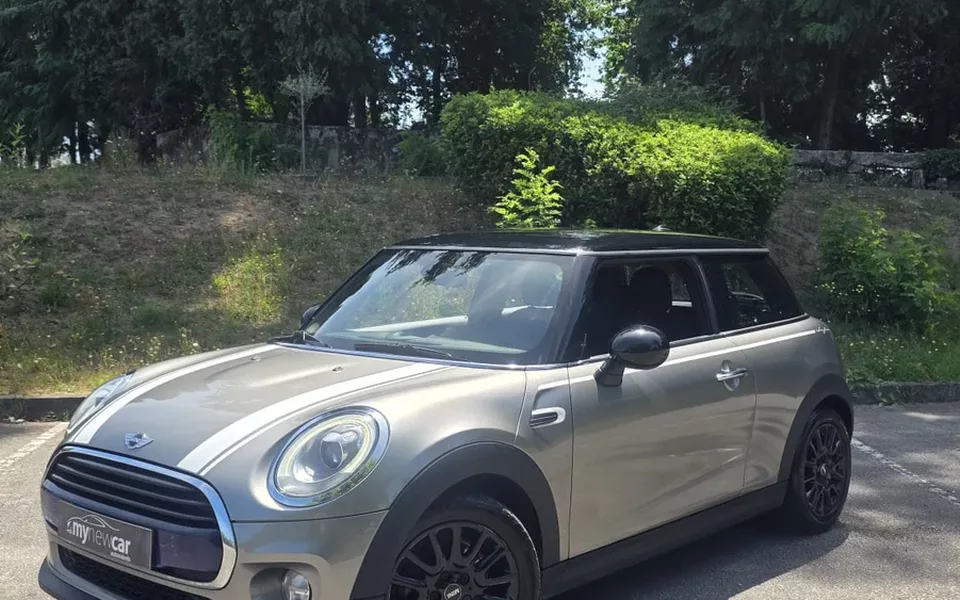 MINI 3 Portas Cooper Essential