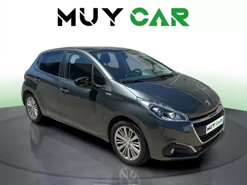 PEUGEOT 208 208 1.2 PureTech Style 82