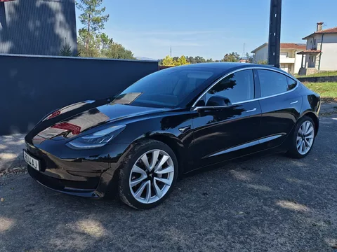 Tesla Model 3 Standard Range Plus RWD