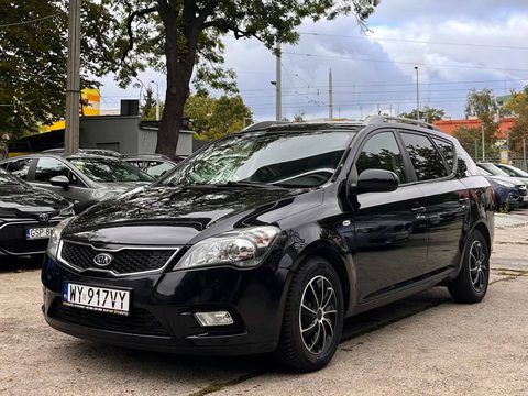 Kia Ceed Polift