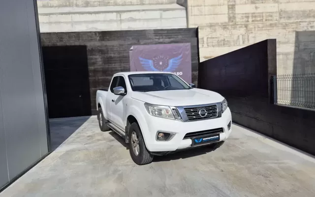 Nissan Navara 2.3 dCi CD 4WD Acenta