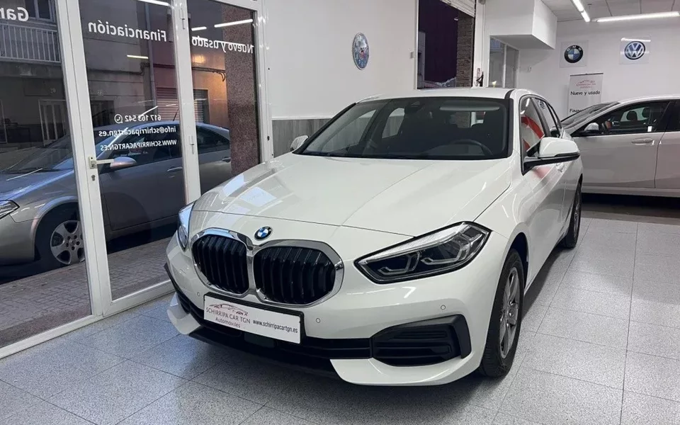 BMW Serie 1 118iA Business Corporate