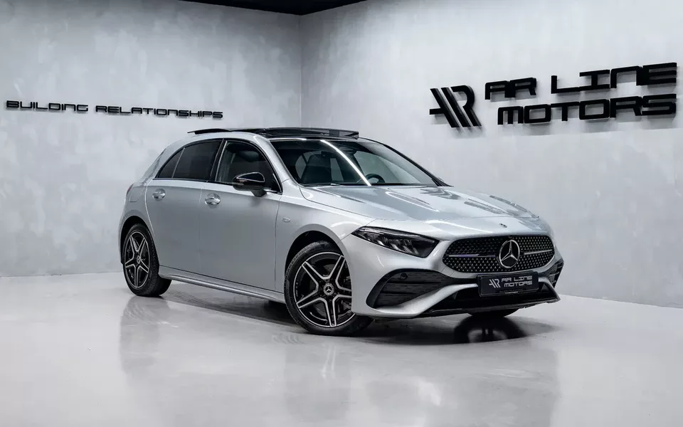 Mercedes-Benz A 250 e 8G-DCT AMG Line