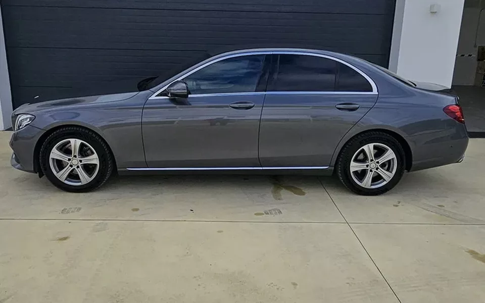 Mercedes-Benz E 220 d Avantgarde+