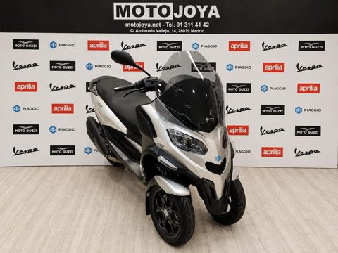 PIAGGIO MP3 400
