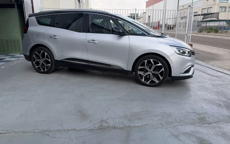 RENAULT Scénic Grand Scénic dCi Zen Blue EDC 110kW