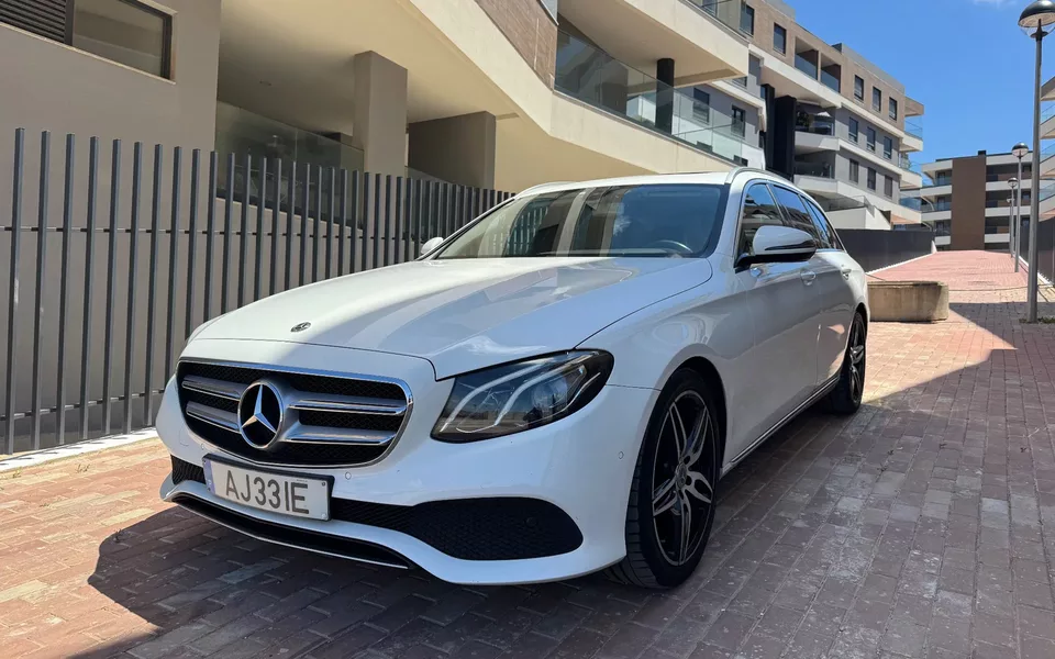 Mercedes-Benz E 220 d 9G-TRONIC Exclusive