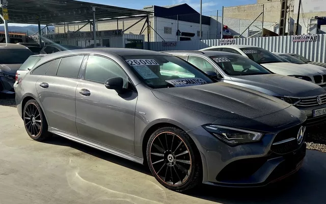 MERCEDES-BENZ Clase CLA MERCEDES-BENZ Clase CLA Deportivo Automático de 5 Puertas