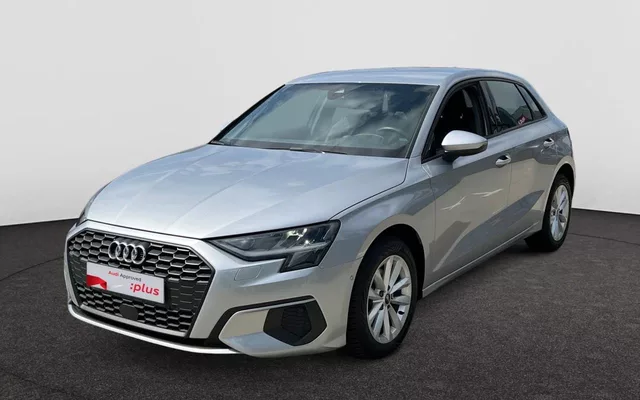 AUDI A3 Sportback AUTOMAAT 110PK CARPLAY GPS SENSOREN LANE ASSIST