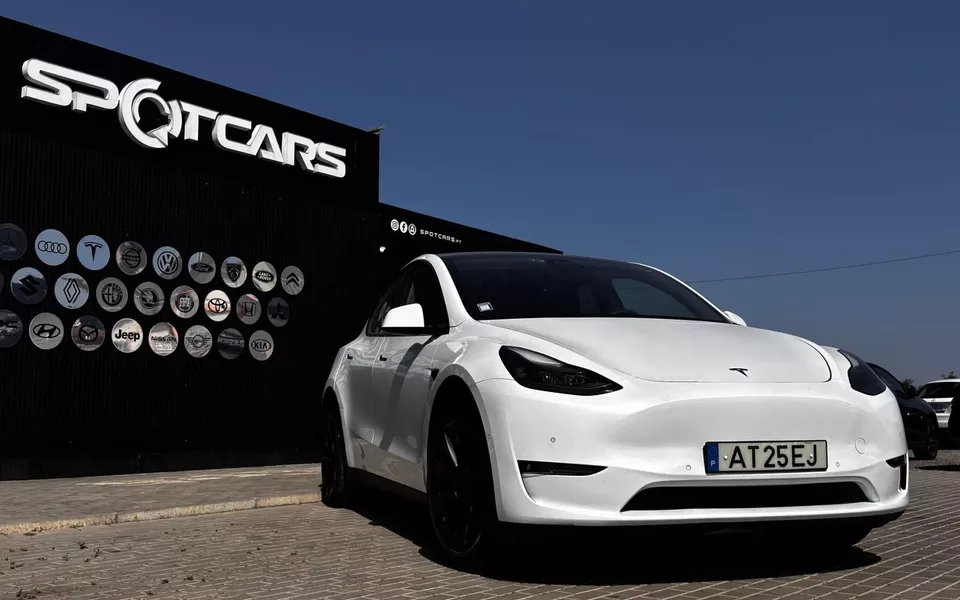 Tesla Model Y Long Range Tração Integral