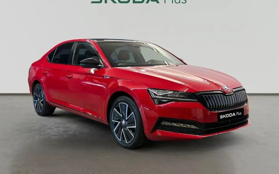 SKODA Superb 1.4 TSI iV P-HEV Sportline DSG 160 kW (218 CV)