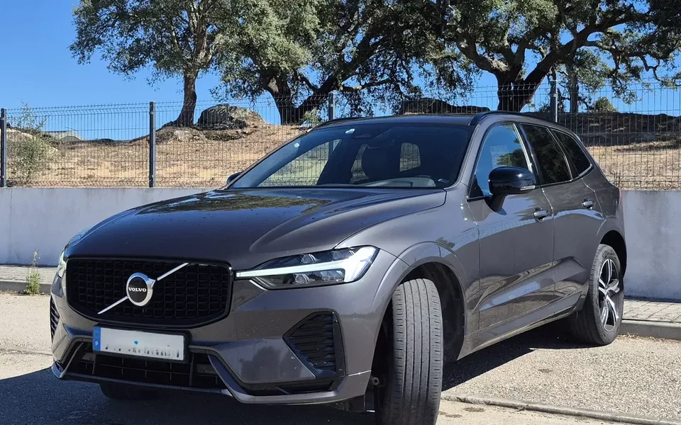 Volvo XC 60 2.0 B4 R-Design