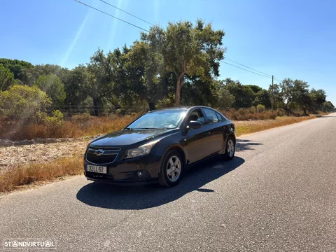 Chevrolet Cruze 1.6 LS