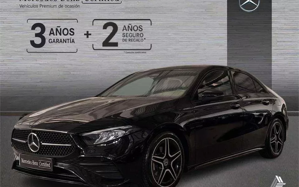 MERCEDES-BENZ Clase A CLASE A 180 Sedán
