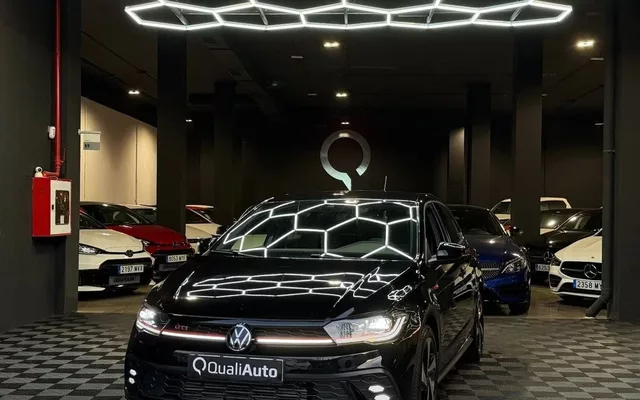 VOLKSWAGEN Polo Polo 2.0 TSI GTI DSG 152KW