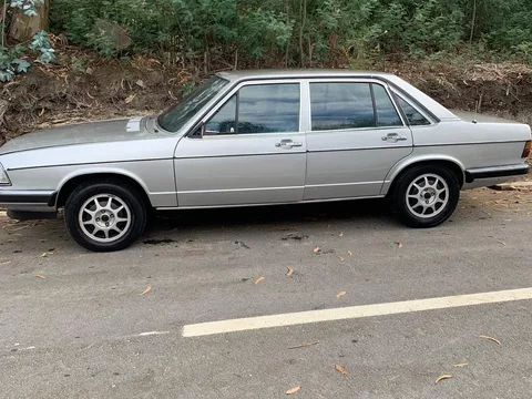Audi 100