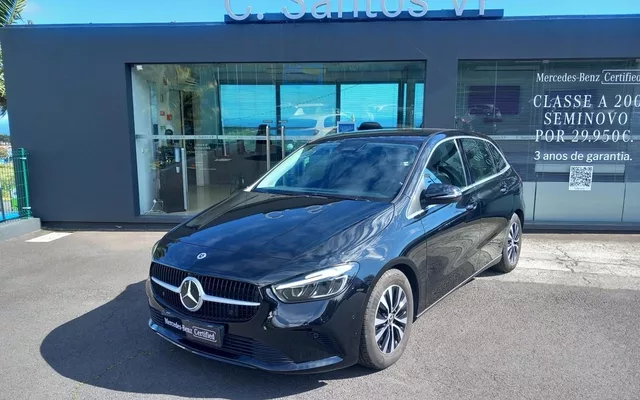 Mercedes-Benz B 180