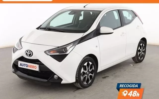 TOYOTA Aygo 1.0 Play
