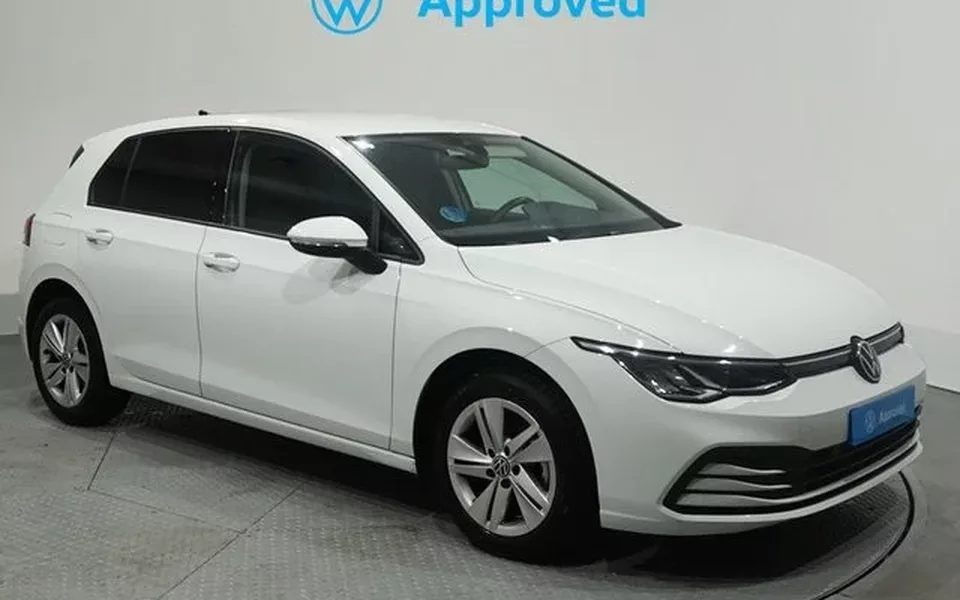 VOLKSWAGEN Golf Golf 1.0 eTSI Life DSG 81kW