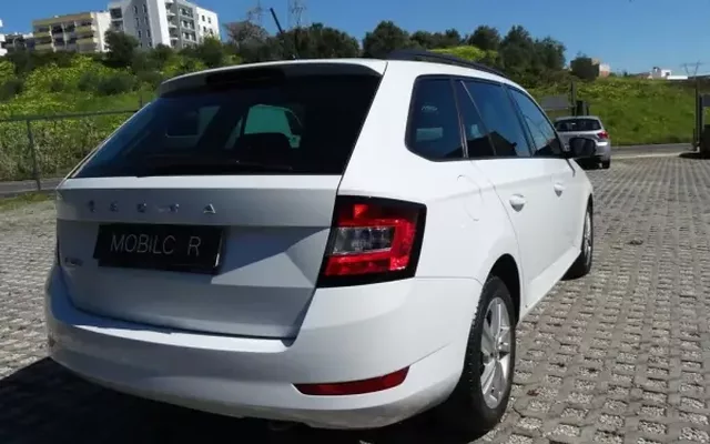 Skoda Fabia Break 2022 1.0 TSI Style