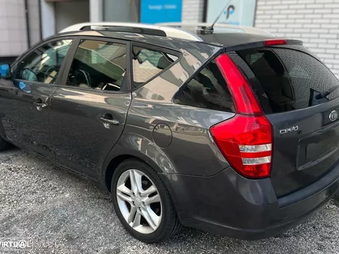 Kia Ceed SW 1.6 CRDi EX