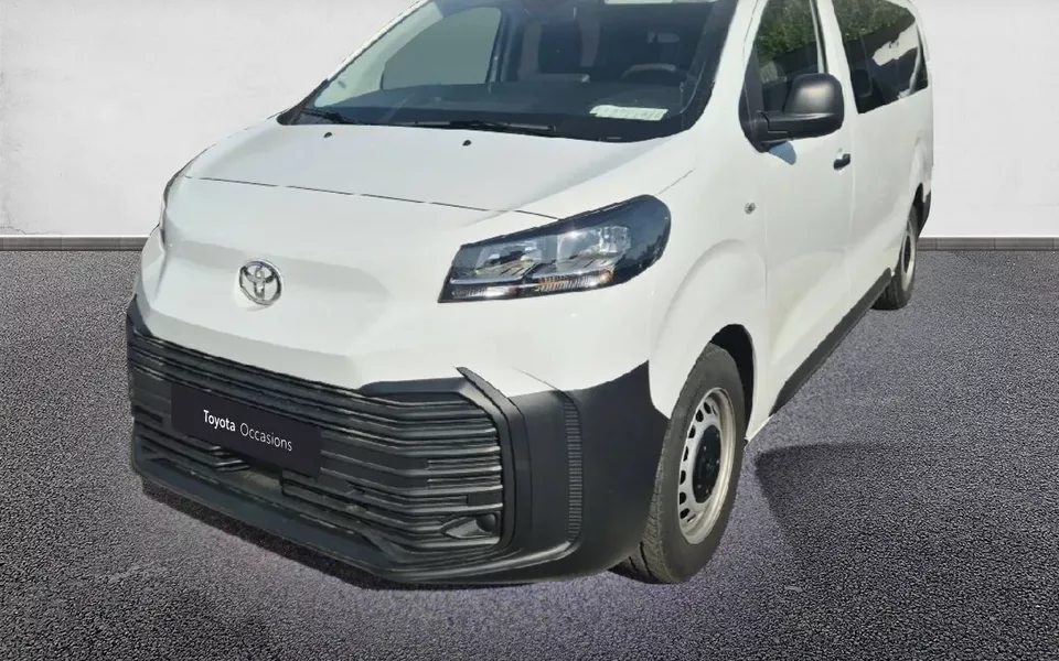 TOYOTA PROACE Combi Long 2.0L 140 D-4D