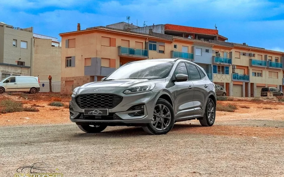 FORD Kuga Kuga 2.5 Duratec PHEV ST-Line 4x2 - 21500€ en Benicarlo