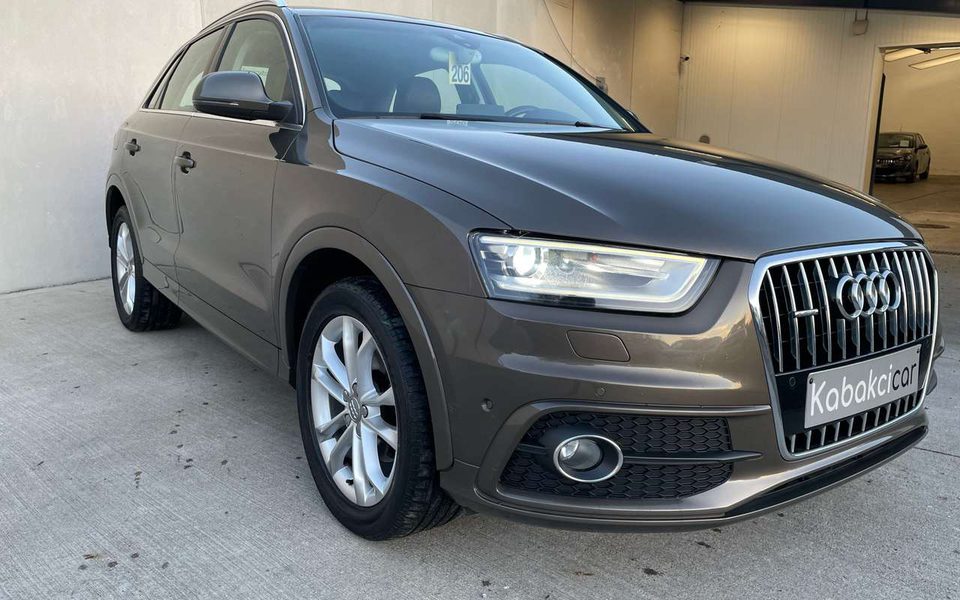 Audi Q3 2.0 TFSI Quattro S line tronic/cuir/Gps/Toit Pano