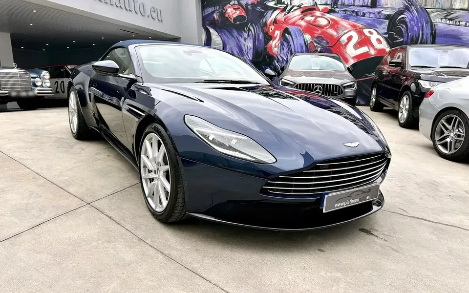 Aston Martin DB11 Coupé V8 Auto