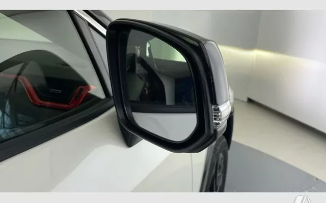 TOYOTA RAV-4 2.5l 220H Style