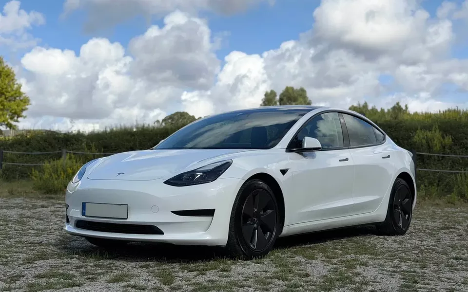 Tesla Model 3 Tração Traseira Premium