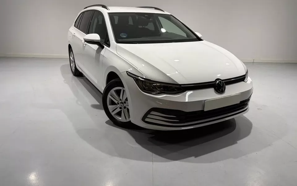 VOLKSWAGEN Golf VARIANT eTSI Life 110cv DSG 7 Vel