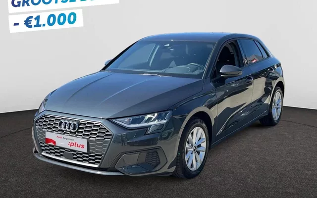 AUDI A3 Sportback AUTOMAAT 110PK CARPLAY GPS SENSOREN BI-ZONE AIRCO