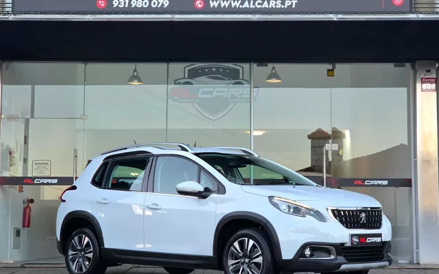 Peugeot 2008 1.2 PureTech Allure