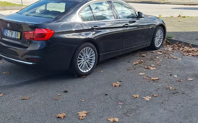 BMW 320 d Line Luxury Auto