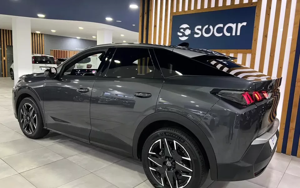 Peugeot 3008 1.2 Hybrid Allure e-DCS6