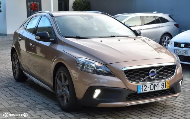 Volvo V40 Cross Country 1.6 D2 Momentum