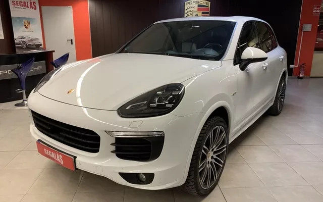 PORSCHE Cayenne Cayenne S E-Hybrid