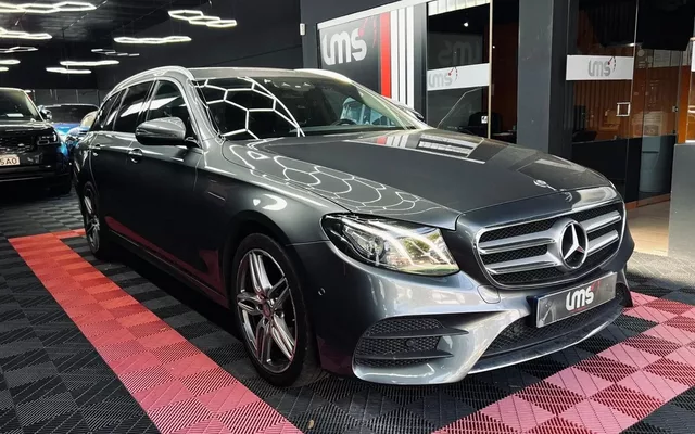 Mercedes-Benz E 220 d AMG Line
