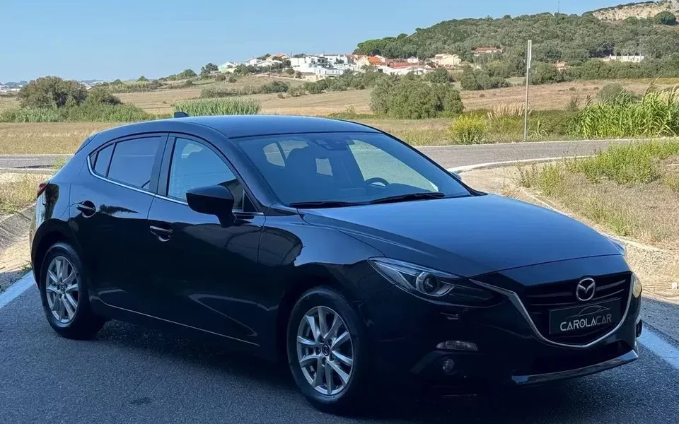 Mazda 3 Hatchback 1.5 Sky-G Evolve Navi