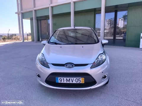 Ford Fiesta 1.4 TDCI Techno 104g